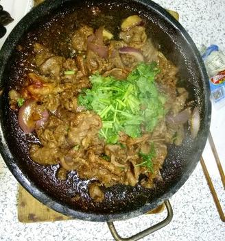 石锅烤肉的做法步骤，石锅烤肉的家常做法