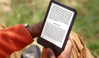 亚马逊标准版Kindle电子阅读器售价80美元